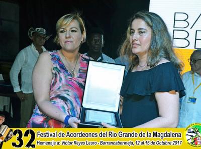 Entrega Placa Luis Fdo Rami